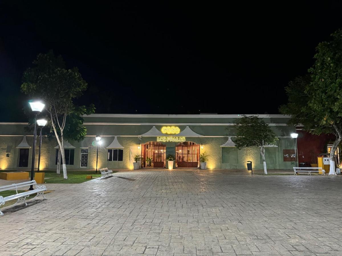 Frater Yucatan Hotel Валядолид Екстериор снимка